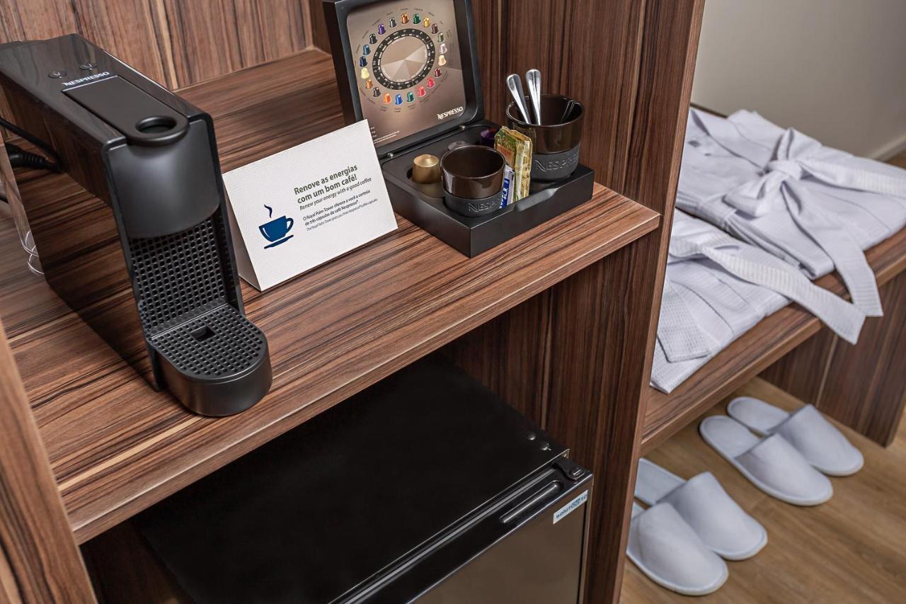 Deluxe Queen Room,1294330042:JPEG